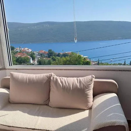 Manoni Apartmani Kumbor Exterior photo