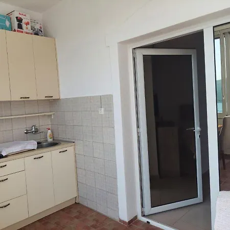 Manoni Apartmani Kumbor Exterior photo